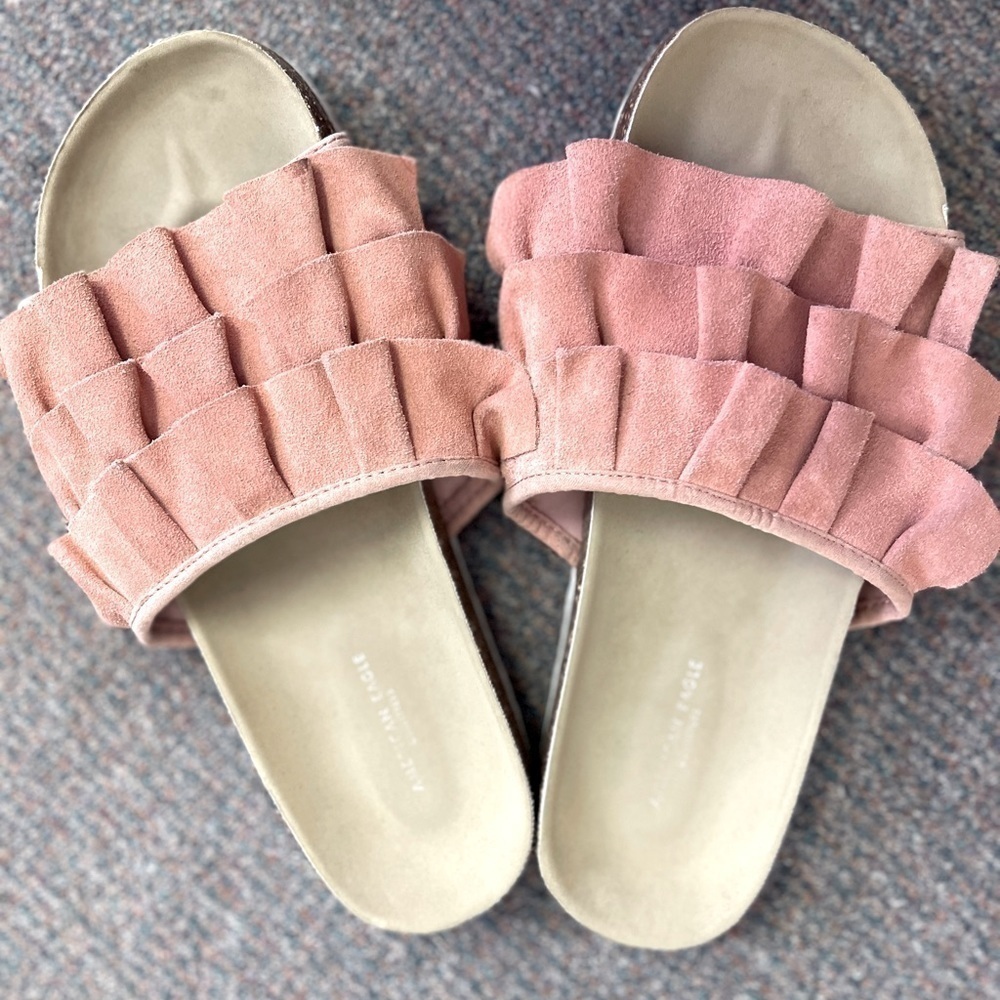 🚨CLEARANCE A1123-8M AE Ruffle Sandals